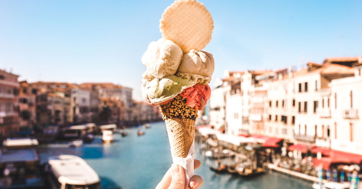 Ice Cream in Venice CuddlyNest Travel Blog