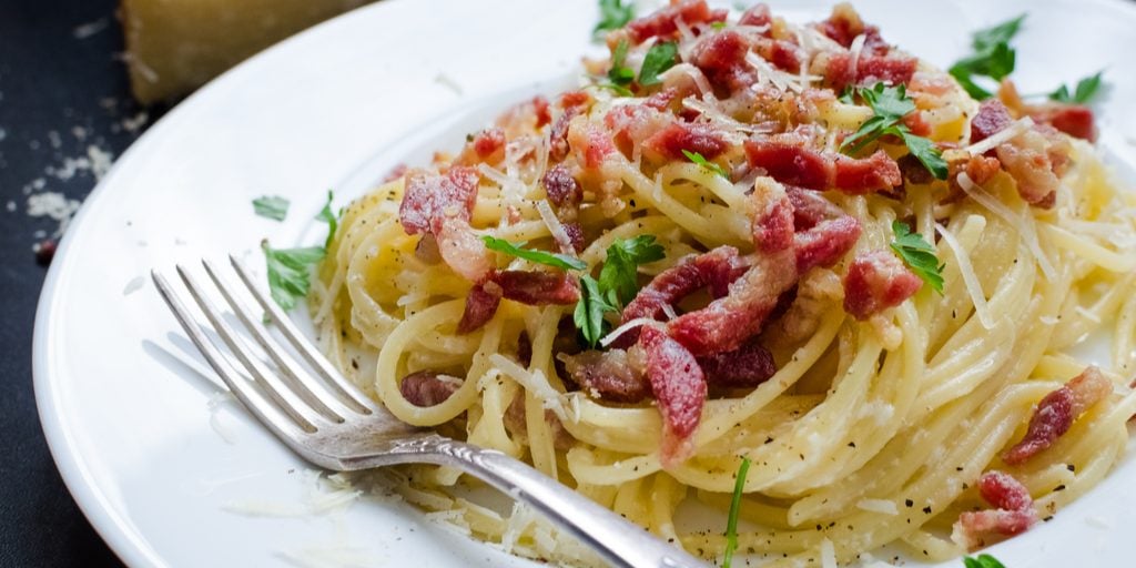 italian carbonara dish