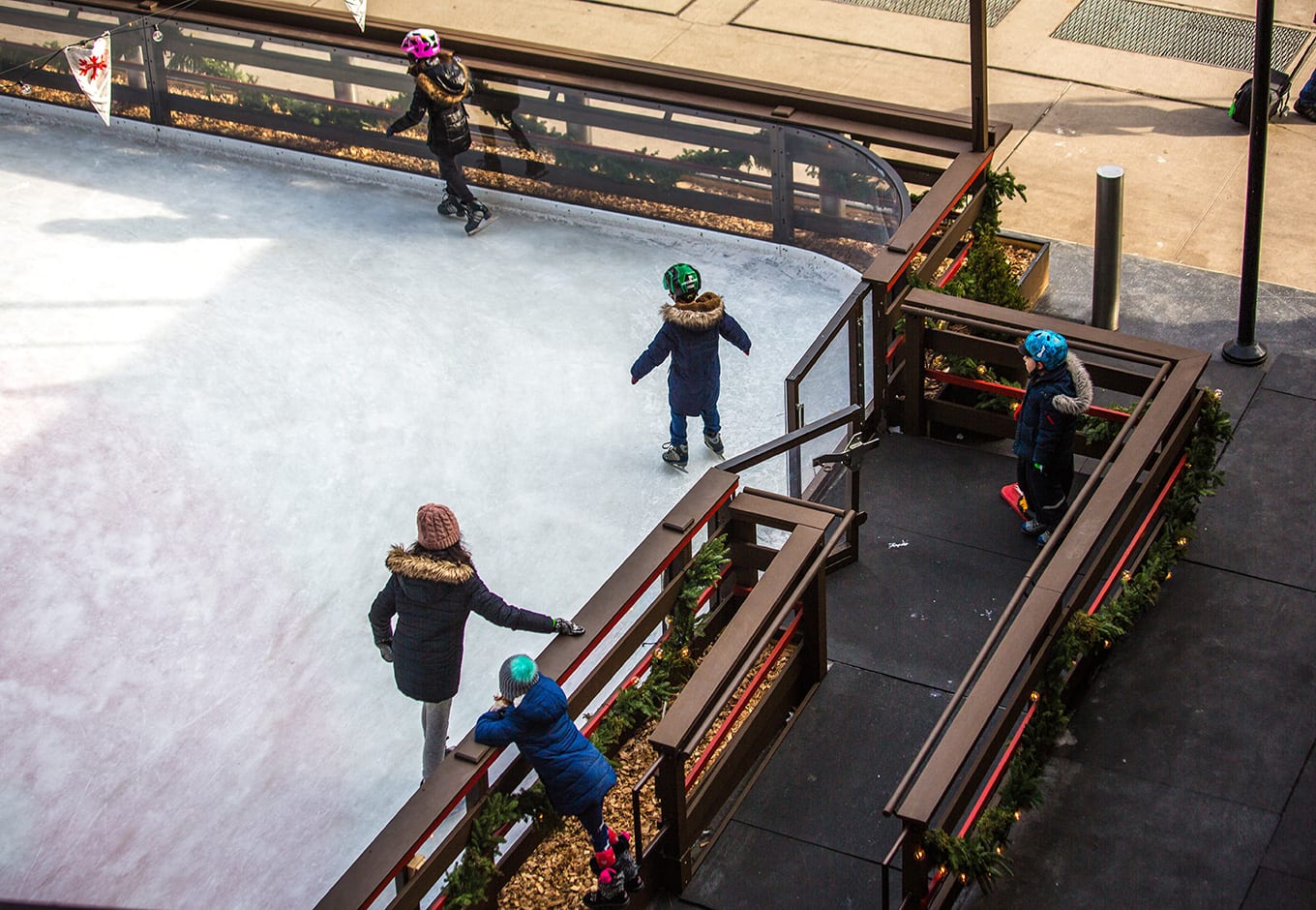 Ice-Skating-In-NYC-Dec-2020-2021 | CuddlyNest Travel Blog Bank of America Winter Village at Bryant Park