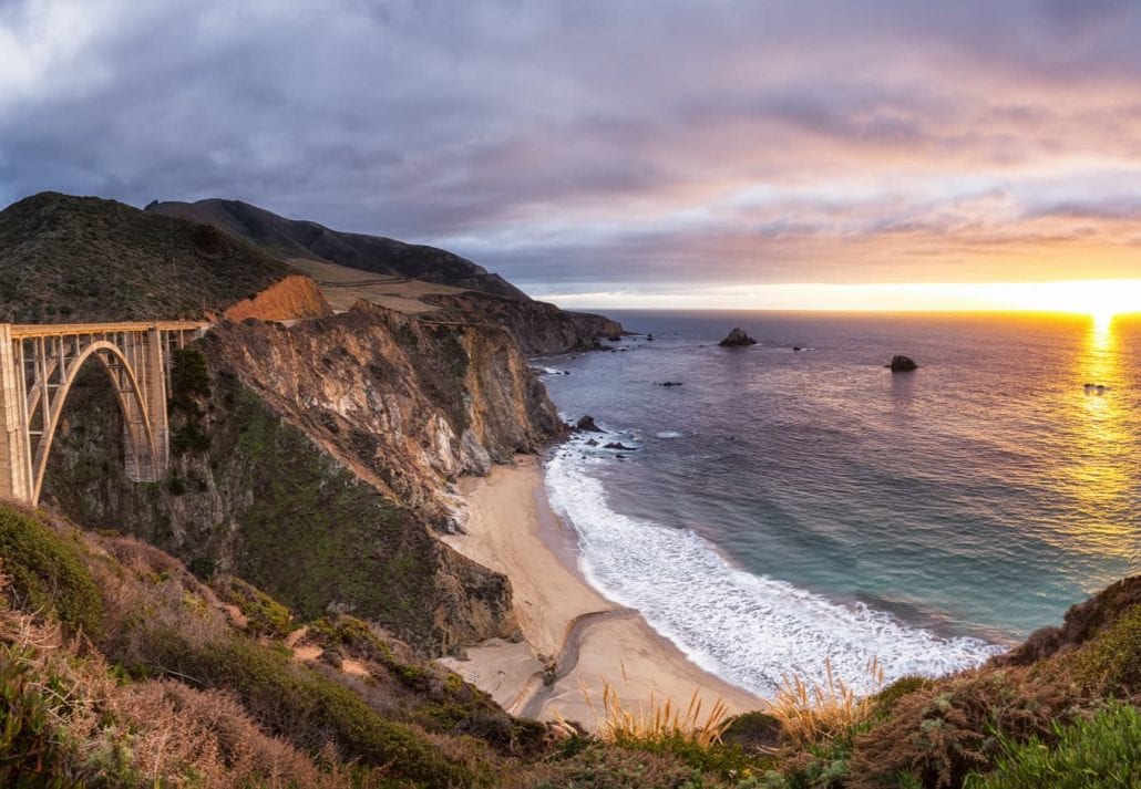 Bixby Creek Bridge on Highway 1 at the US West Coast traveling south to Los Angeles, Big Sur Area, California