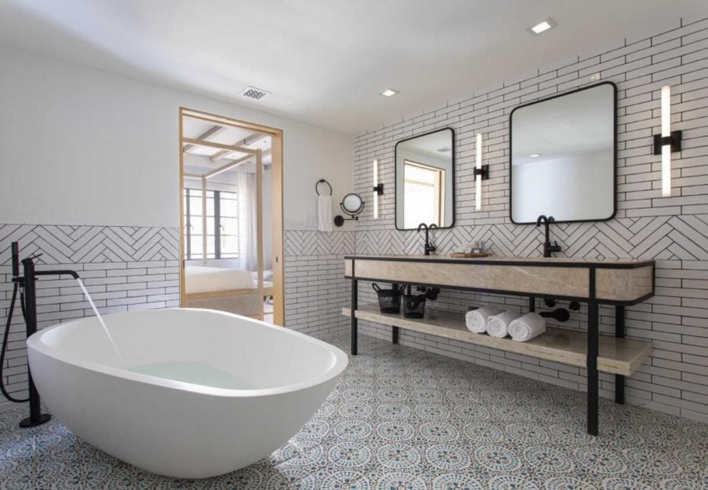 Biltmore Arizona's modern and stylish bathroom with a spacious bathtub.