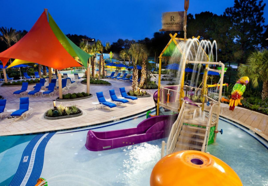 The kiddy pool area at Renaissance Seaworld Orlando