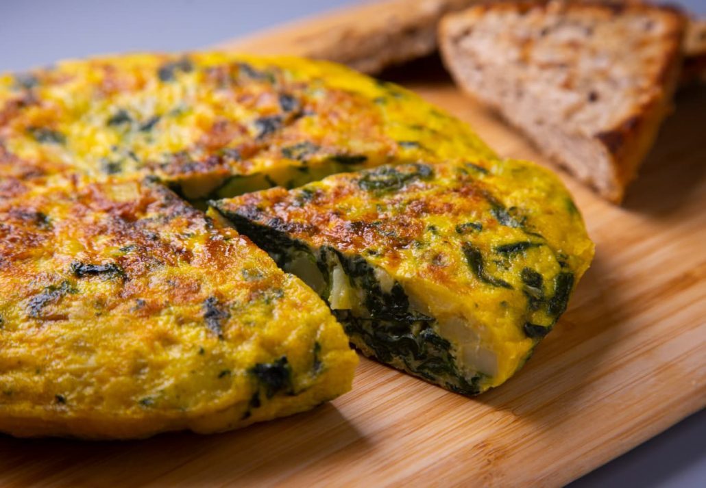 Spanish tortilla de patatas .