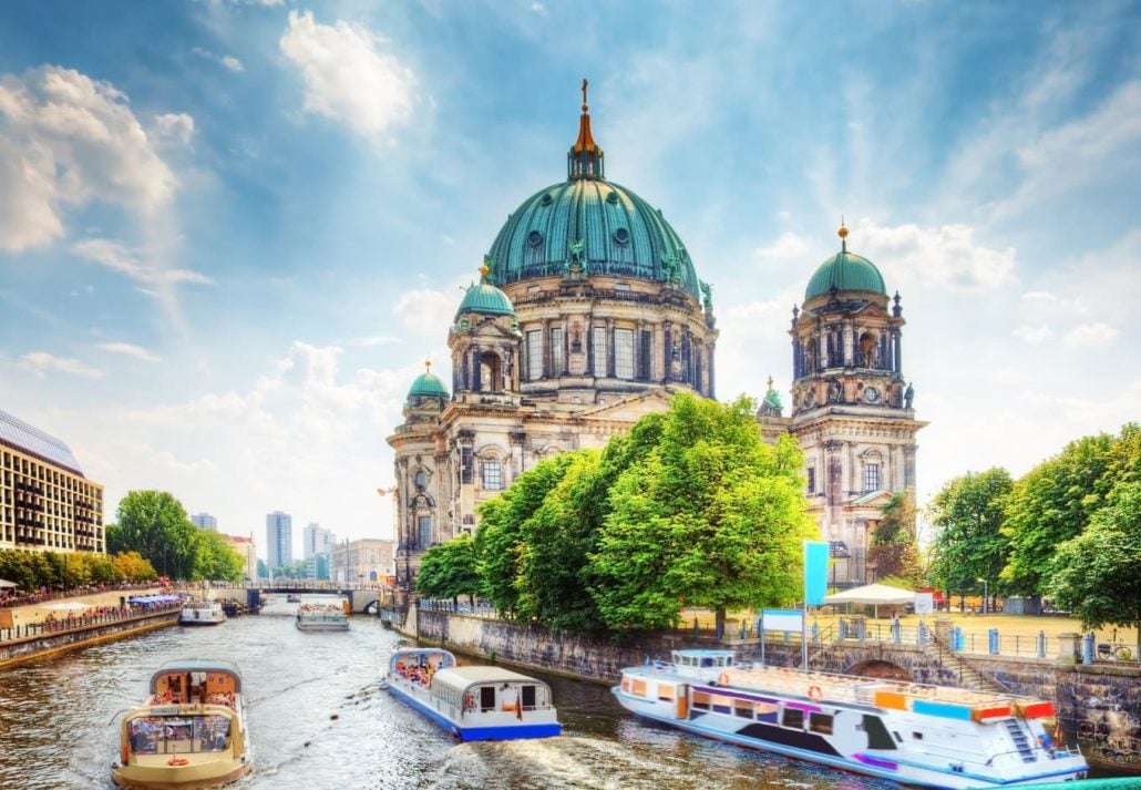 Ferries in front of the Berlin Cathedral