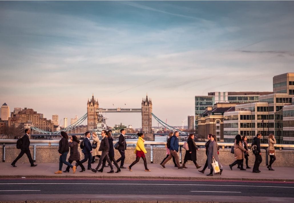 Berlin vs London: People walking around in London