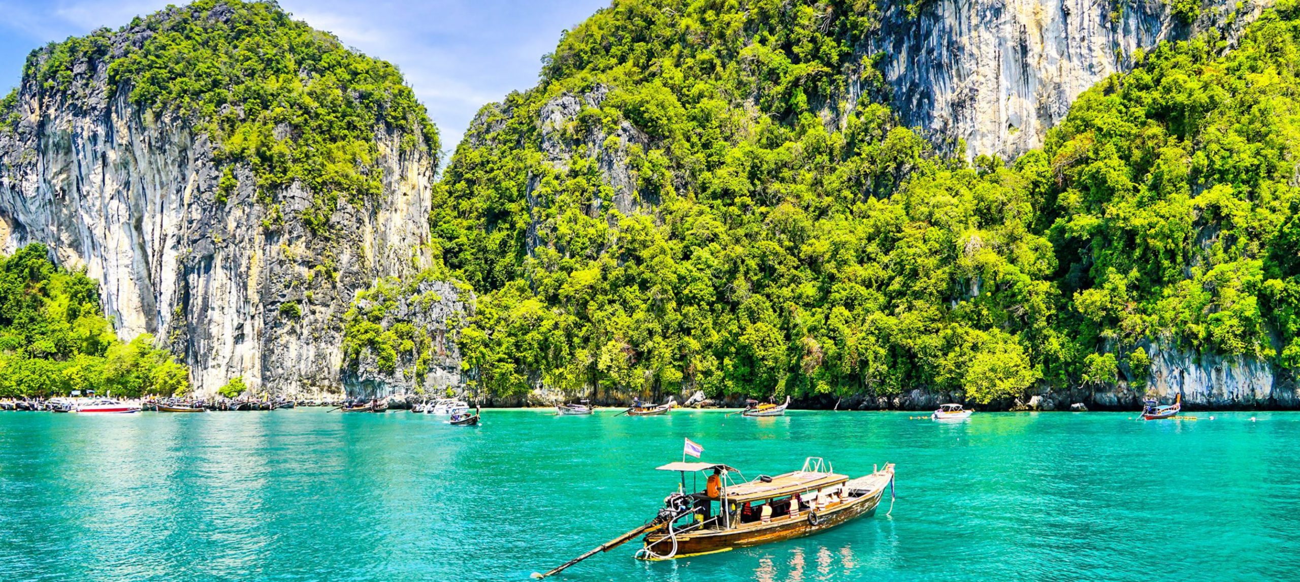 How To Get From Bangkok To Phuket? Flights, bus, train