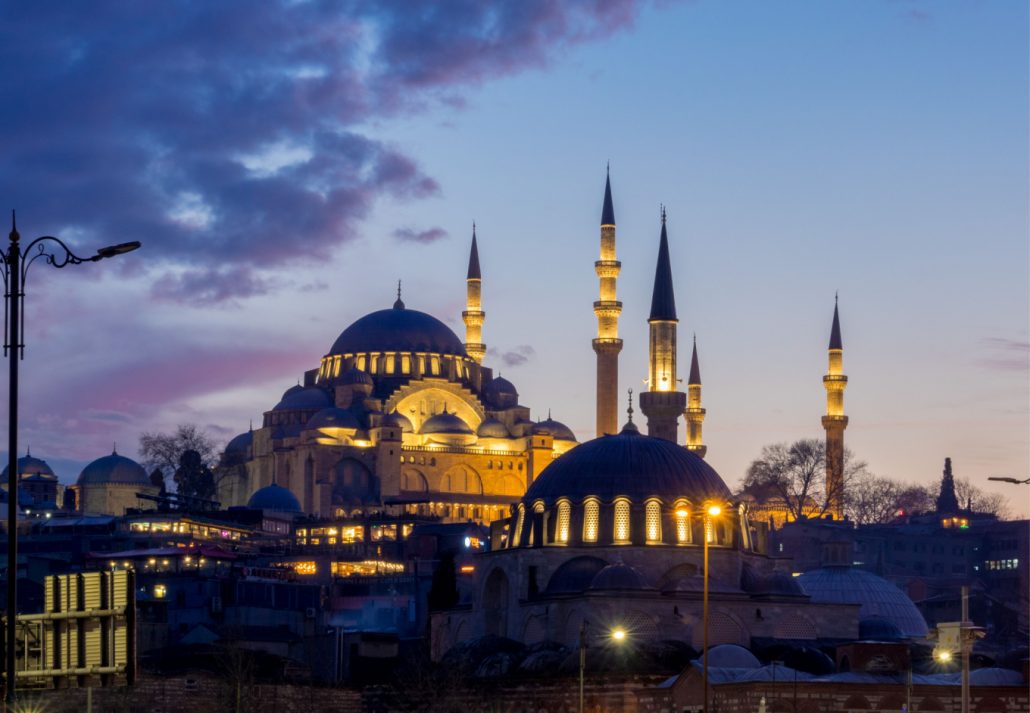 Suleymaniye-Mosque-12-Amazing-Art-&-Cultural-Attractions-in-Turkey