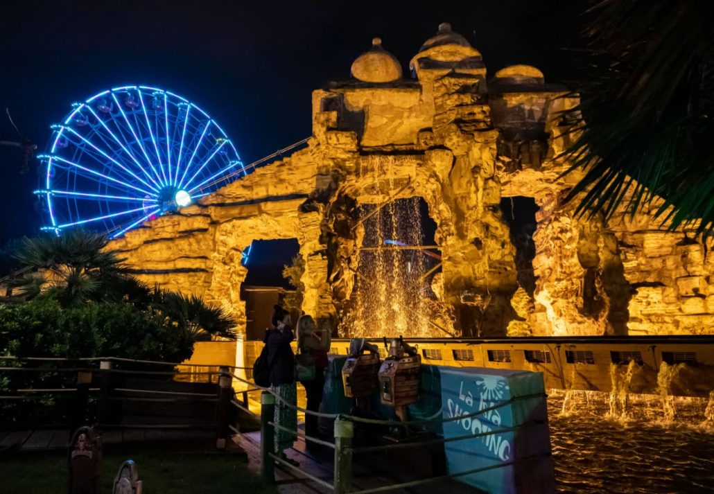 Allou Fun Pak Ferris wheel and stone structures