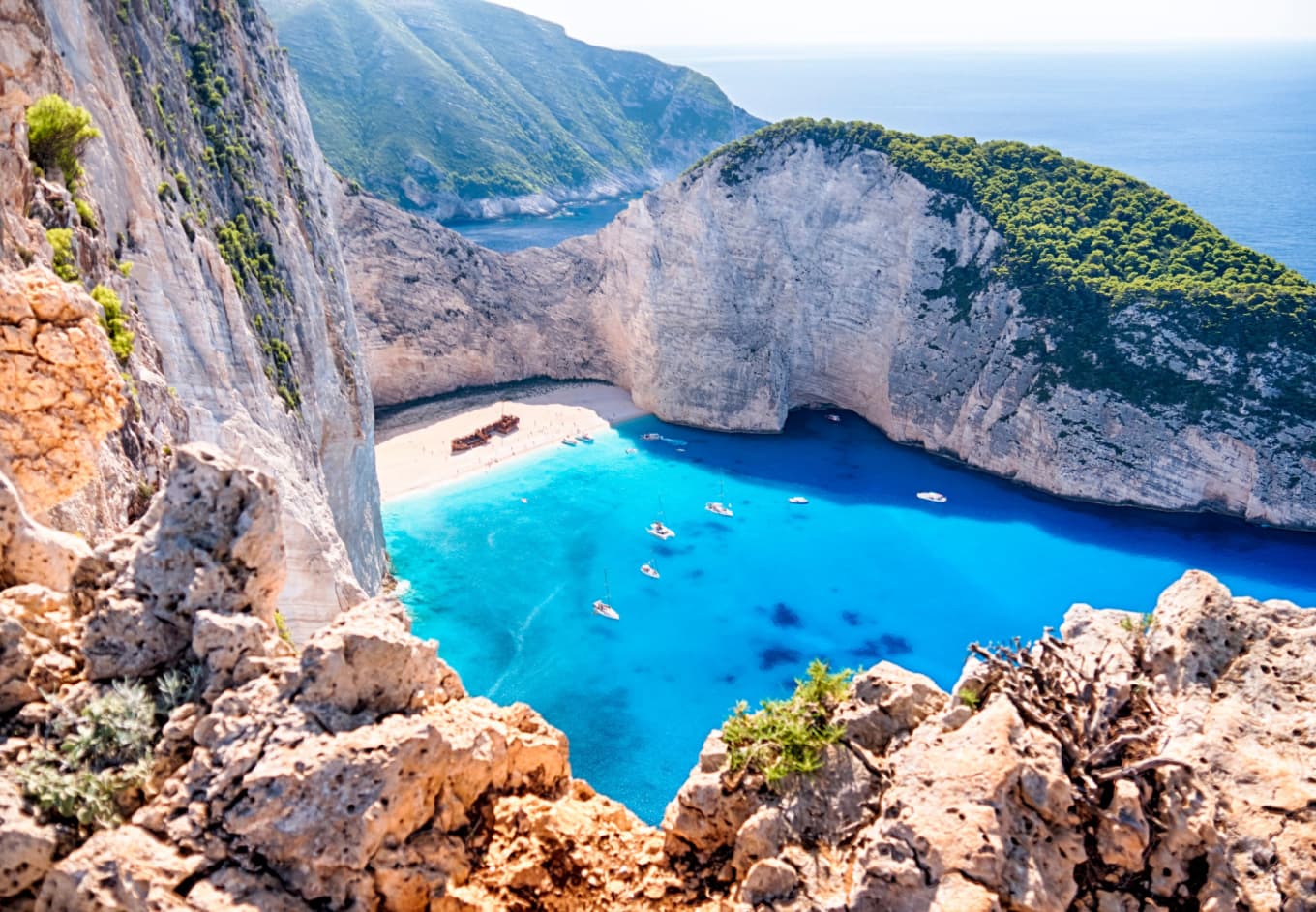 16 Best Things To Do In Greece CuddlyNest