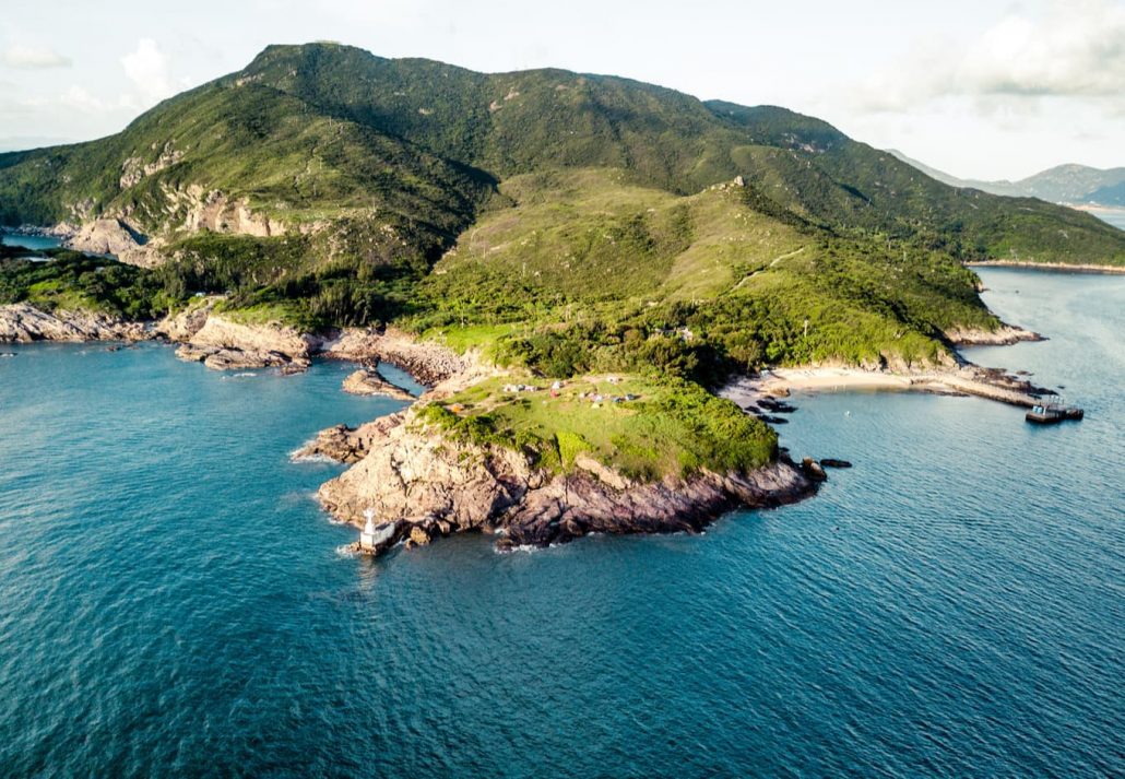 hong-kong-outdoor-attractions-tung-lung-chau | CuddlyNest Travel Blog Tung Lung Chau, Hong Kong.