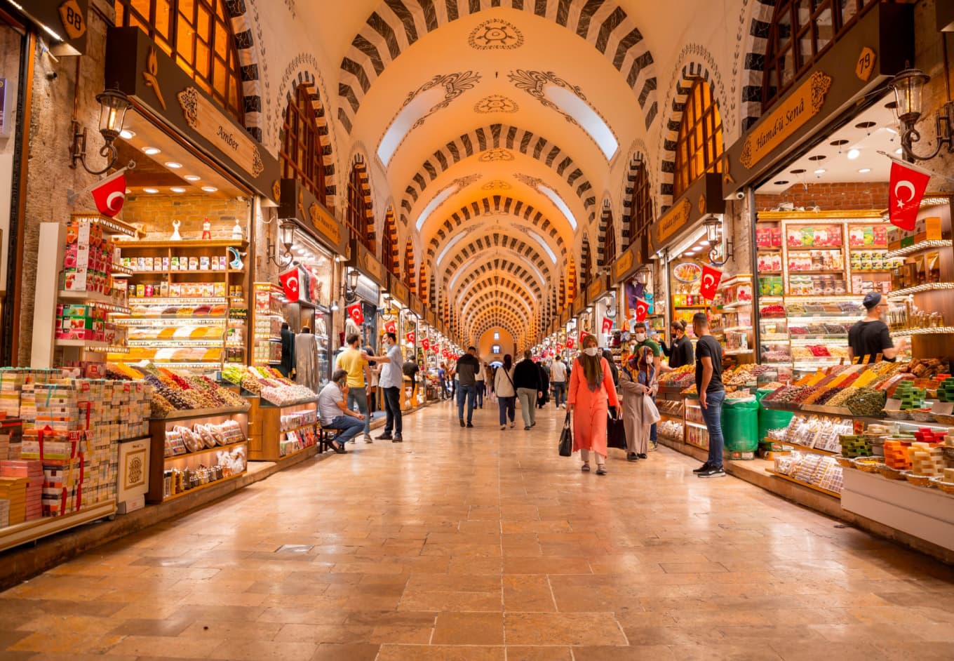 The 5 Best Places For Shopping In Turkey | CuddlyNest