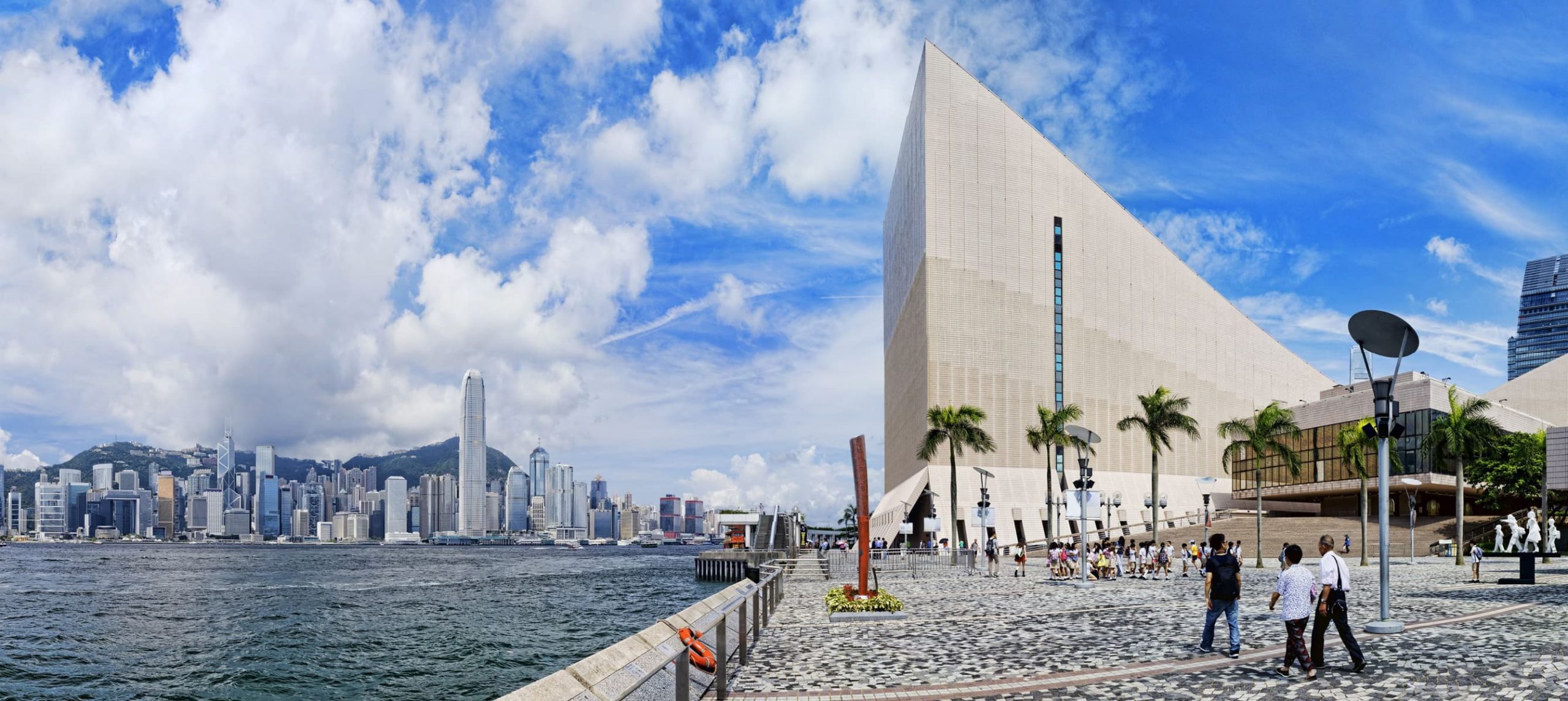 Hong Kong harbour at day , Tsim Sha Tsui Waterfront Promenade