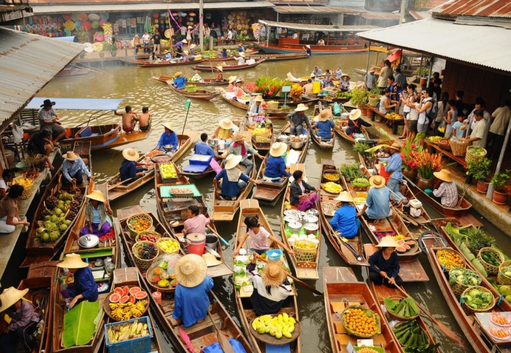 Amphawa Floating Market Bangkok.