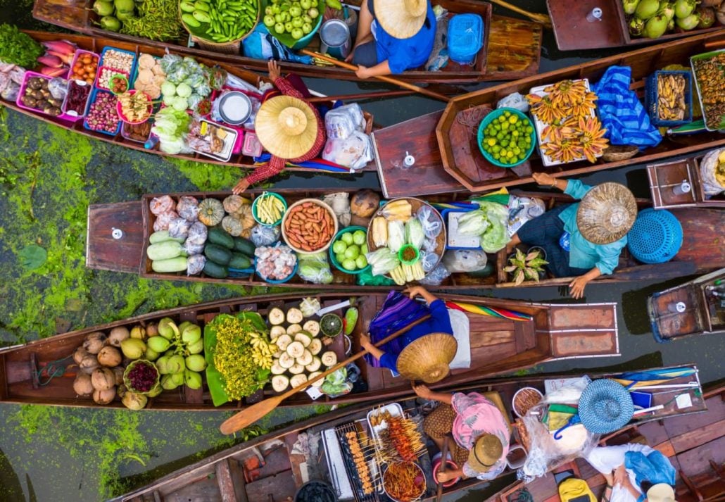 Damnoen Saduak Floating Market, in Bangkok.