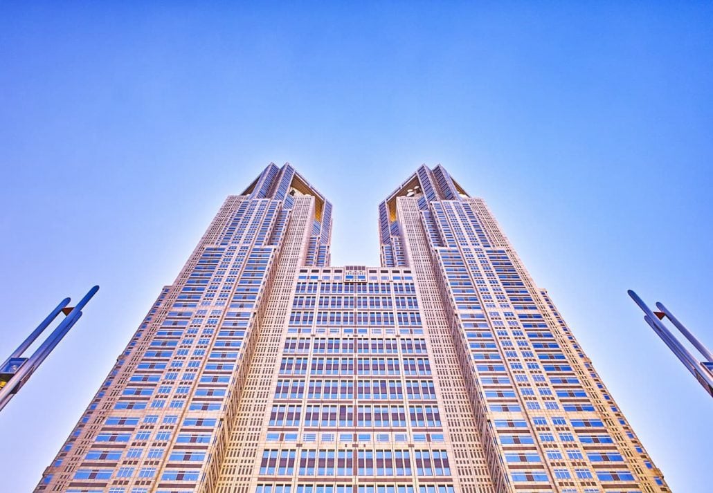 best_things_to_do_in_tokyo_tokyo_metropolitan_government_building | CuddlyNest Travel Blog Tokyo Metropolitan government building