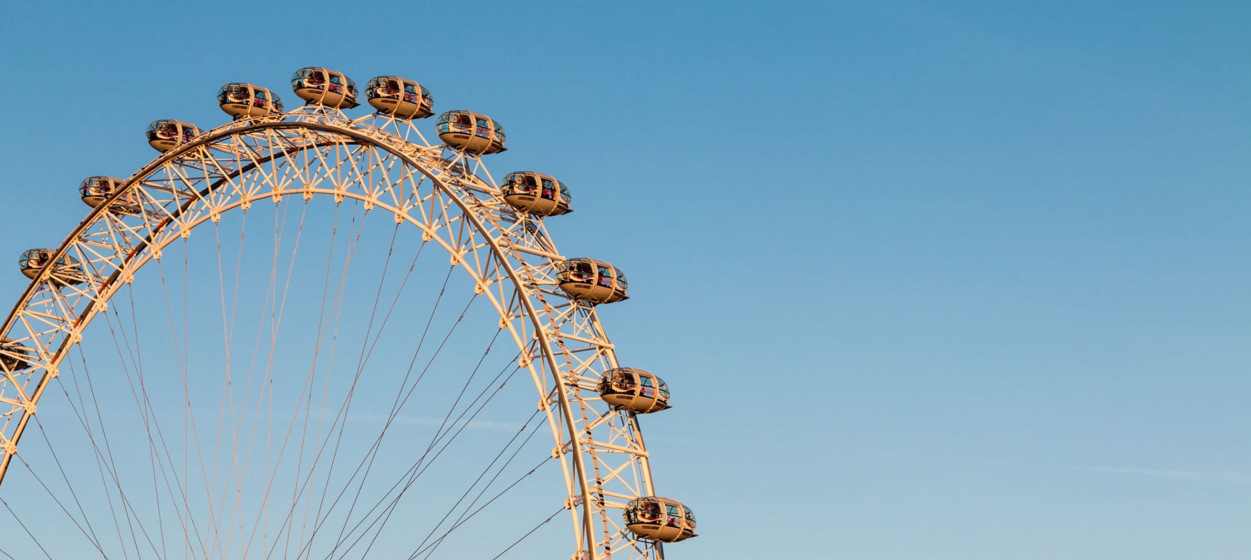 Merlin Entertainments  London Eye turns Green for 'Green Friday