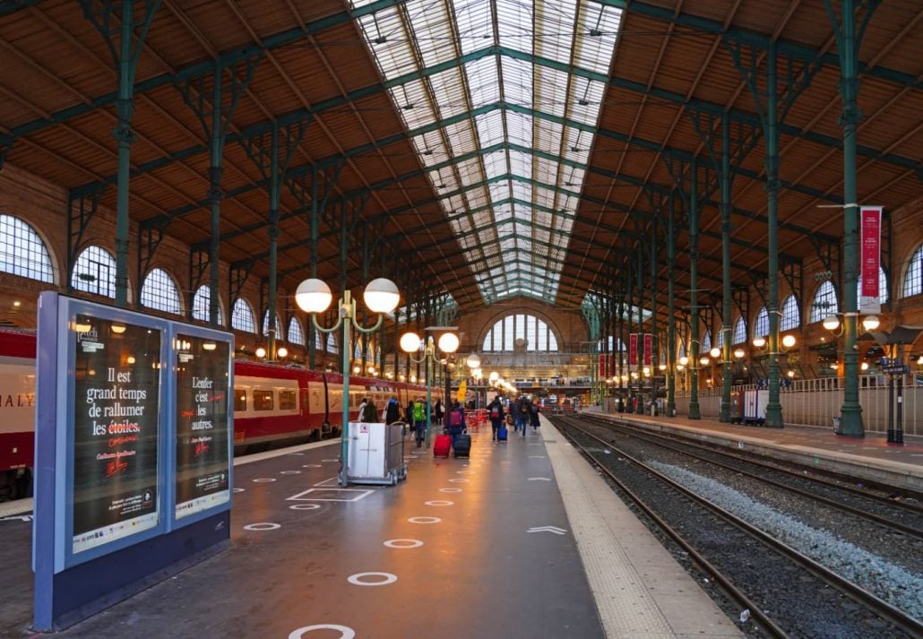 Train from London to Paris: A train station in Paris