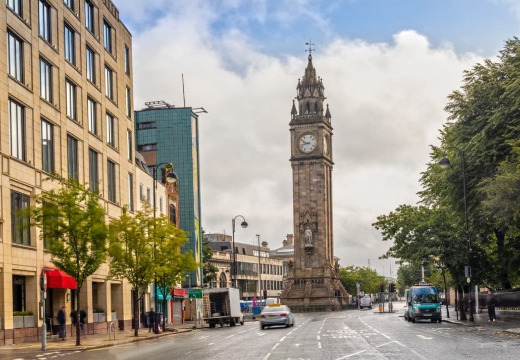 Walk Around The Belfast City Centre.