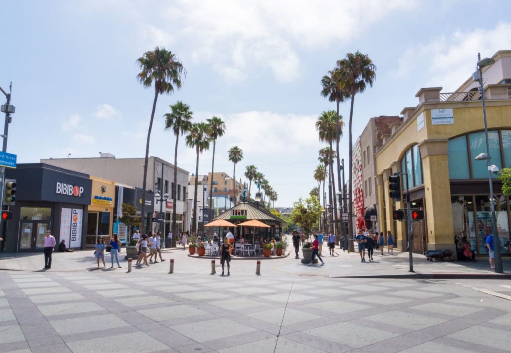 Third Street Promenade in Downtown Santa Monica, California.