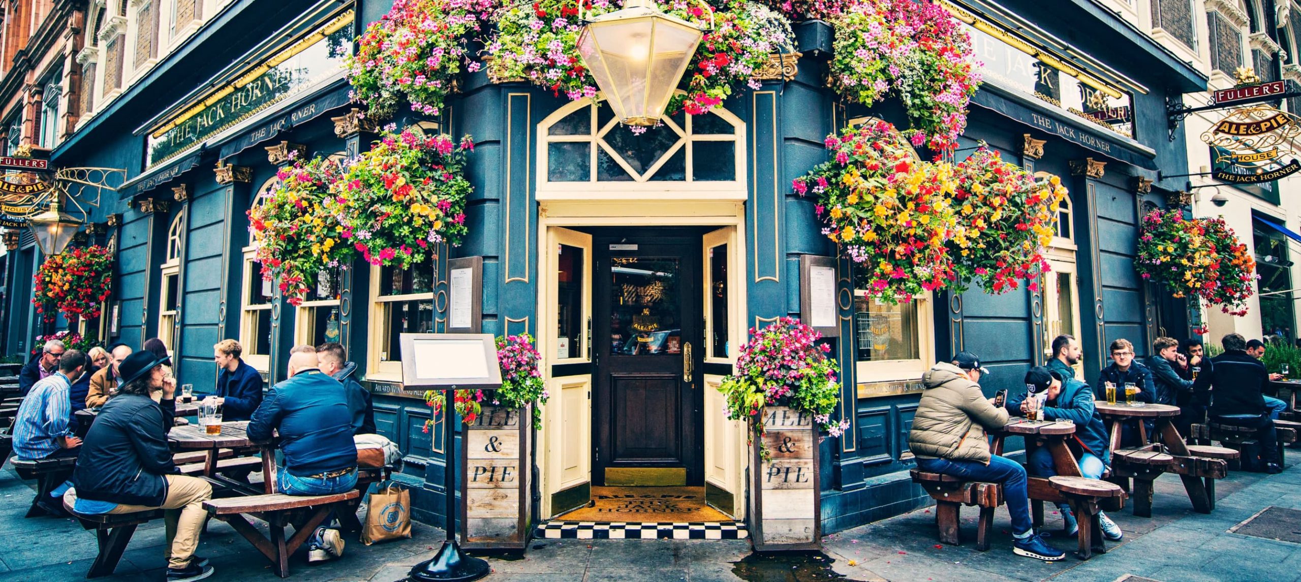 A Comprehensive Guide To The Best Pubs In London