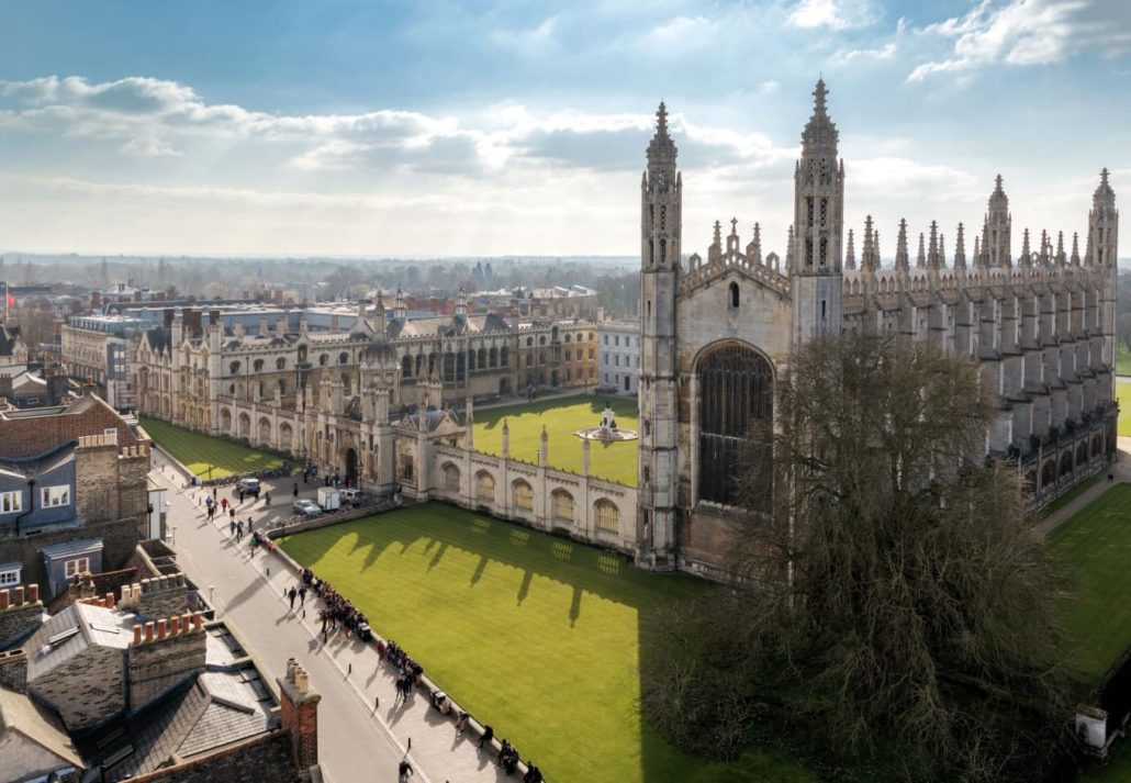 Tour The Cambridge University's Buildings, England.