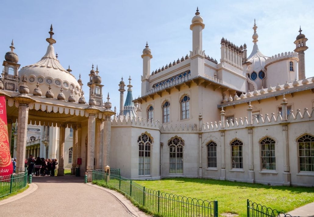 an entrance to the palace