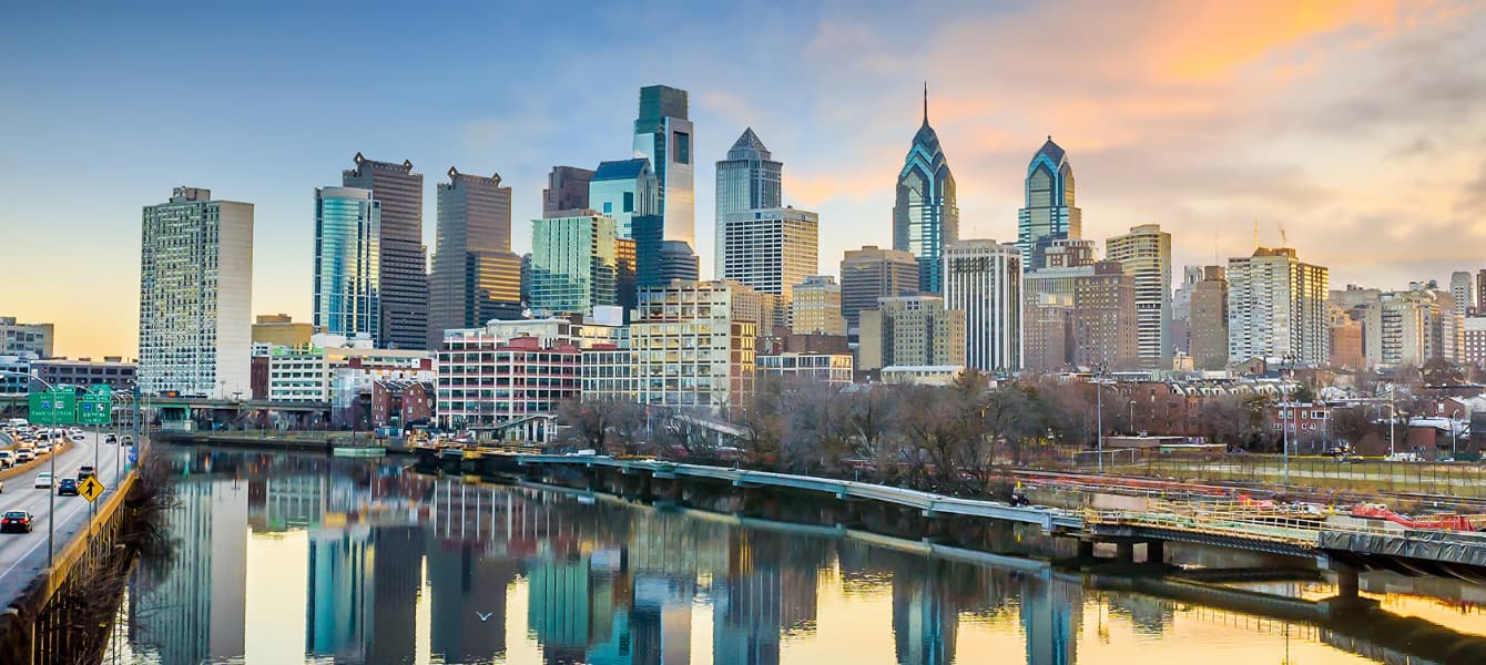 philadelphia river skyline