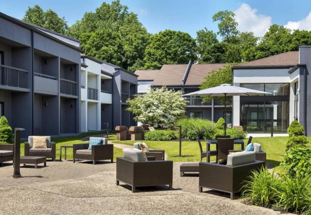 hudson-valley-new-york-courtyard-by-marriott-poughkeepsie | CuddlyNest Travel Blog Courtyard by Marriott Poughkeepsie