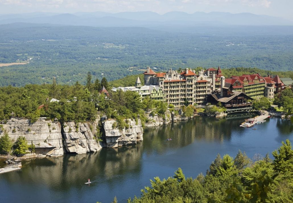 hudson-valley-new-york-mohonk-mountain-house | CuddlyNest Travel Blog Mohonk Mountain House