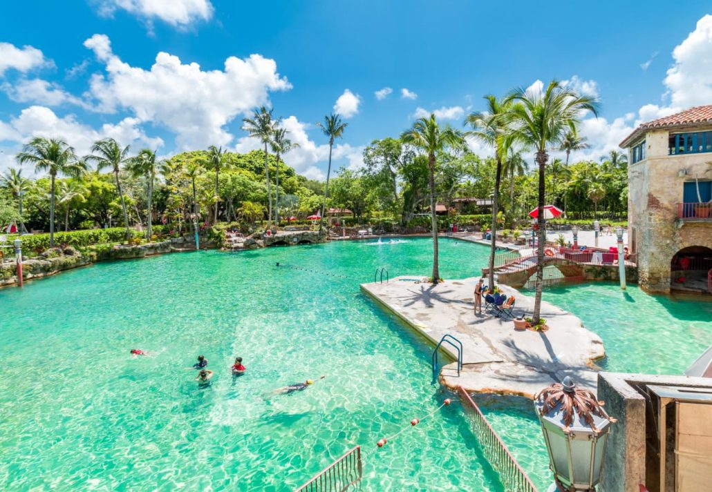 things-to-do-in-miami-venetian-pool | CuddlyNest Travel Blog Coral Gables Venetian Pool, Miami, Florida.