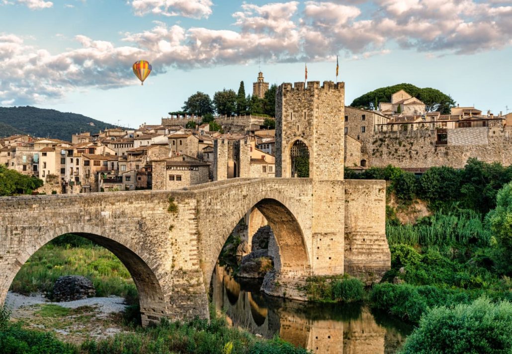 Balloon trip over the medieval village of Besalú en Girona, Catalonia, Spain.