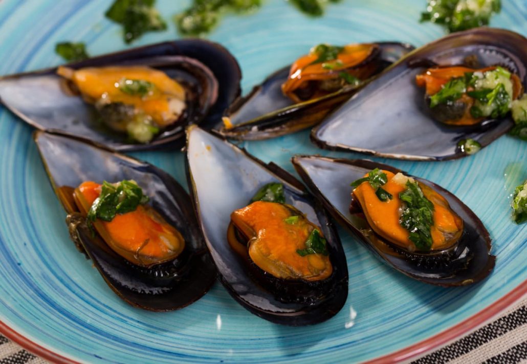 Best restaurants in Dubai - baked mussels 