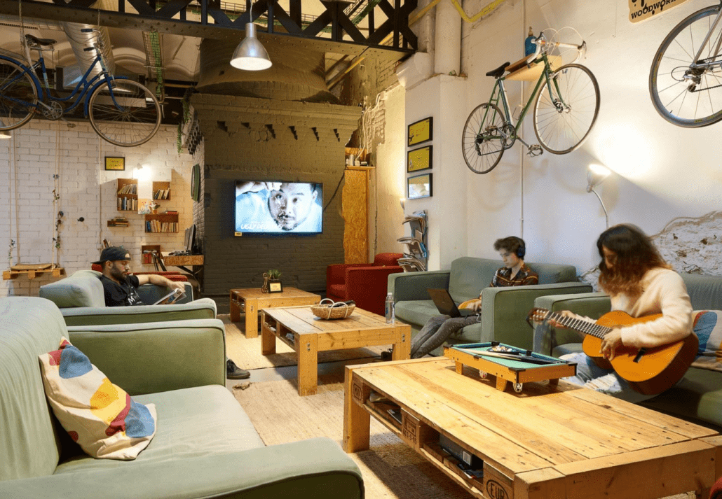 Common area of the Barcelona Bed&Bike - Hostel, in Barcelona, Spain.