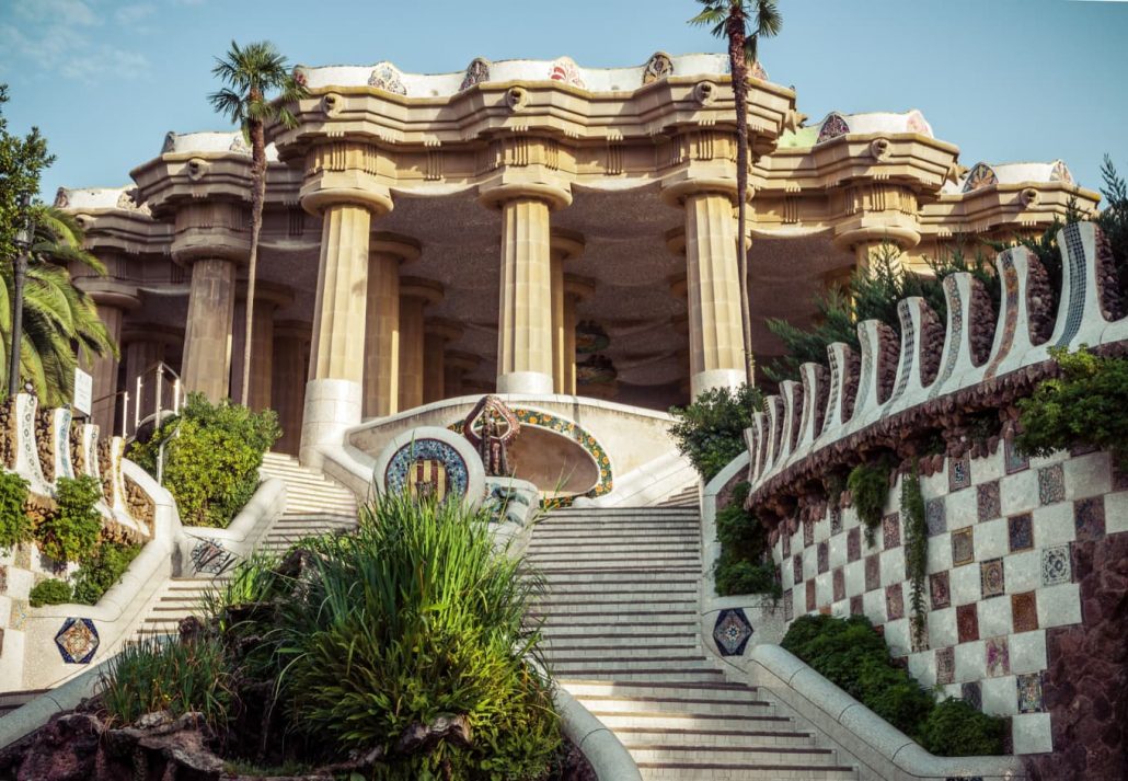 The Ultimate Guide to Park Güell, Barcelona | CuddlyNest