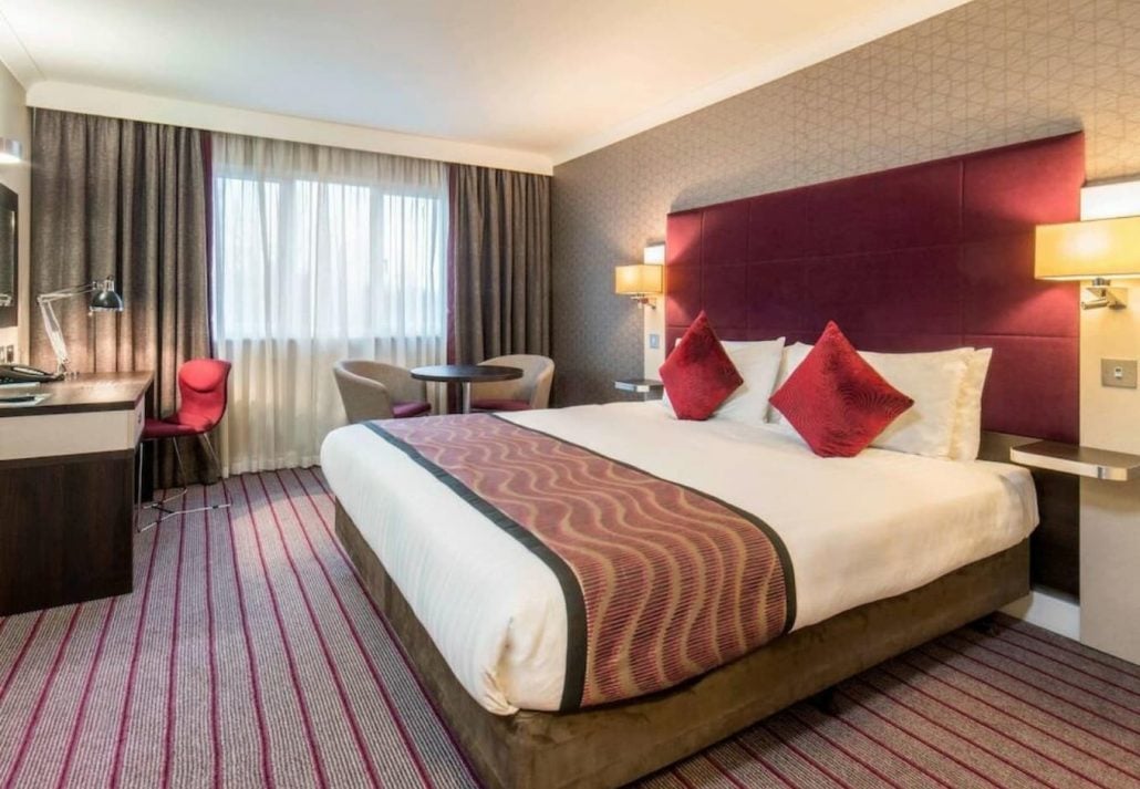 Hotels Near Heathrow Airport - Mercure London Heathrow Hotel