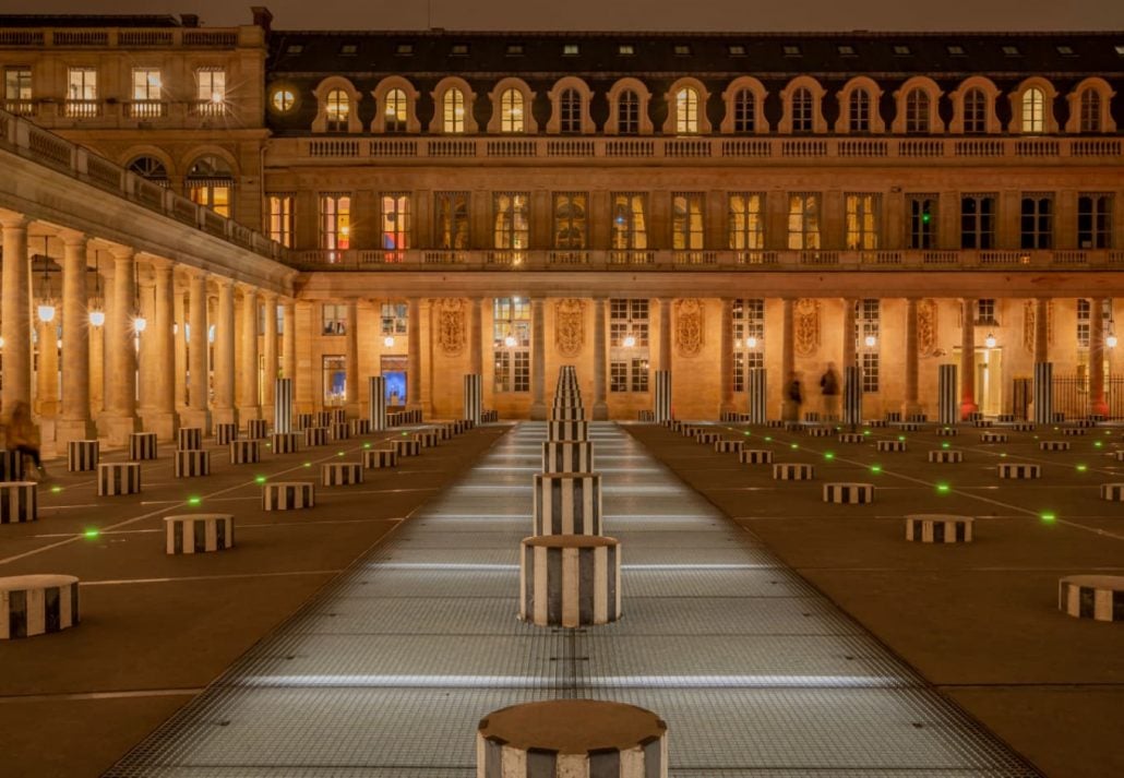 best-things-to-do-in-paris-palais-royal | CuddlyNest Travel Blog Domaine National Du Palais-Royal