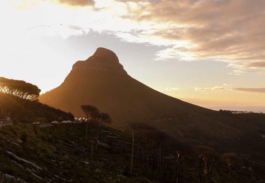 things-to-do-in-cape-town-lions-head | CuddlyNest Travel Blog Lion's Head