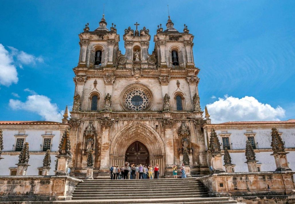 day_trips_from_lisbon_óbidos | CuddlyNest Travel Blog Óbidos