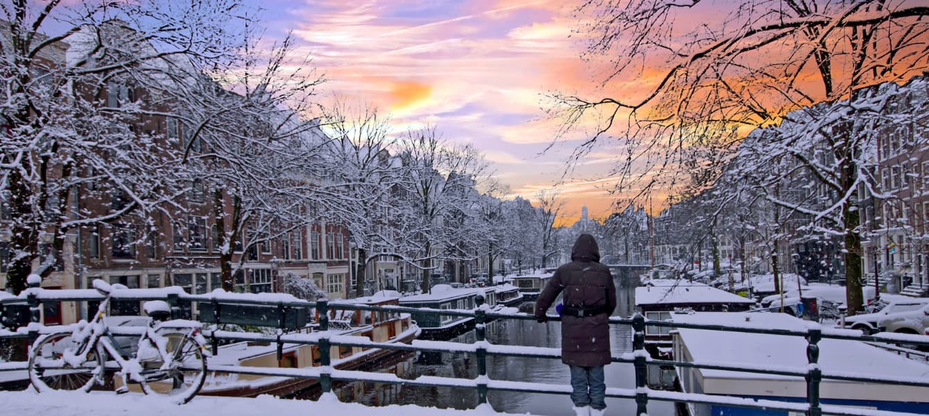 does it snow in amsterdam