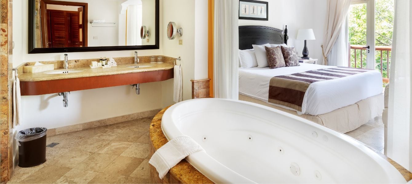 Hotels With Jacuzzi In Room Dubai