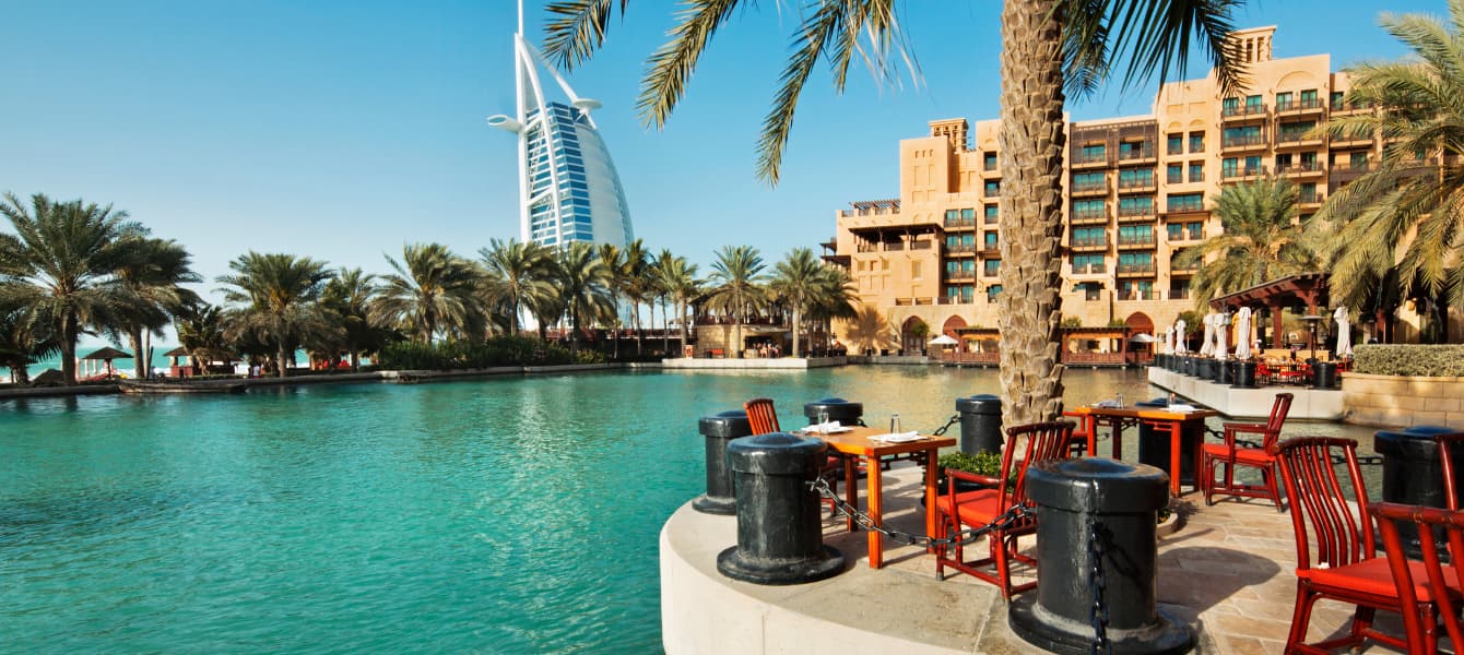 The 10 Best Dubai Hotels With Dinner Buffets
