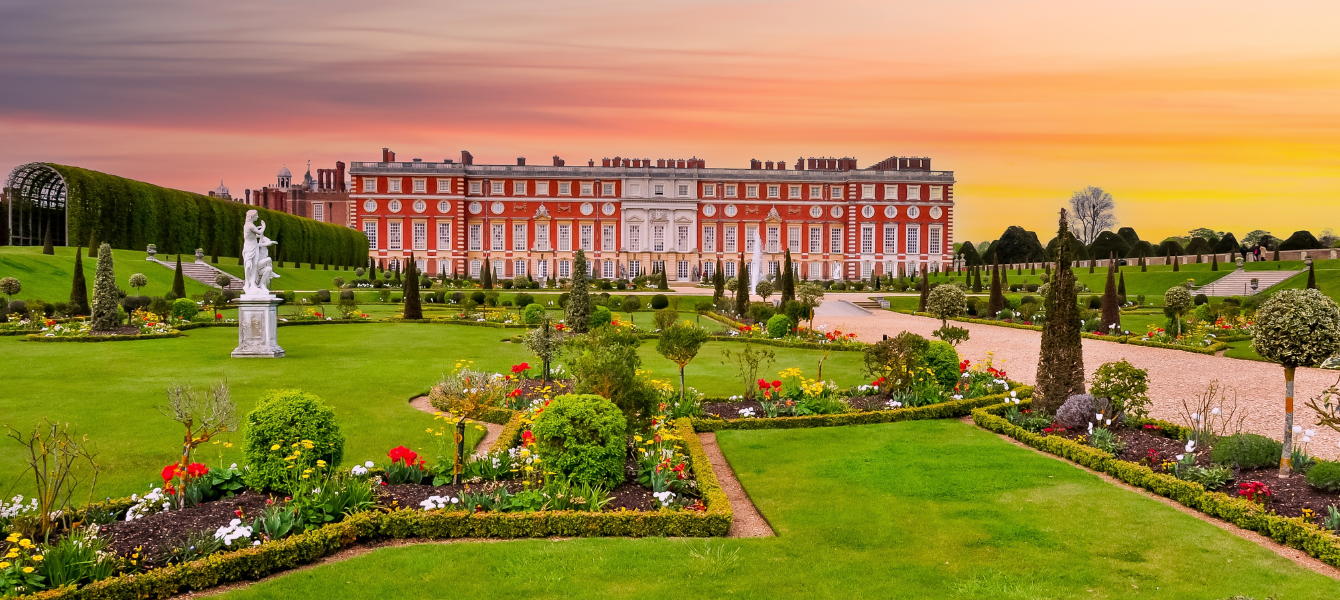 Exploring Timeless Grandeur: Hampton Court Palace, London