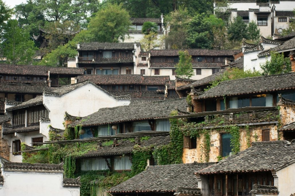 lin-qiu-yi-wan-znk3KY5Wqv0-unsplash | CuddlyNest Travel Blog
