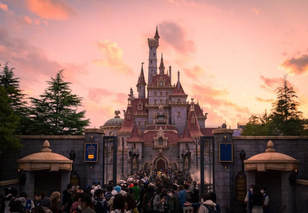 Tokyo Disneyland Attraction