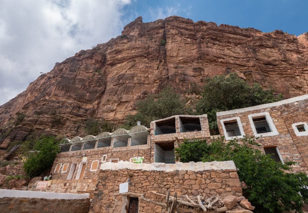 Exploring the Al Habala Hanging Village