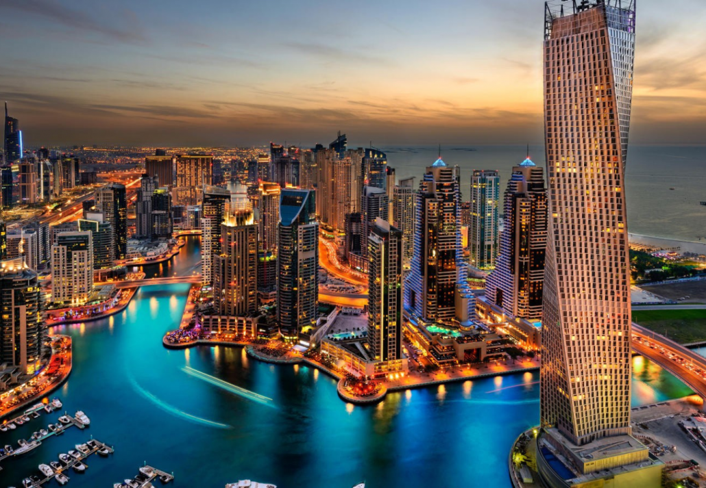 A Guide to Dubai Marina: A Luxurious Waterfront