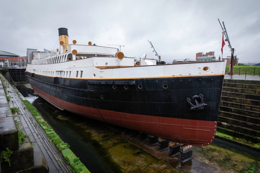 TitanicMuseumInBelfastIreland | CuddlyNest Travel Blog