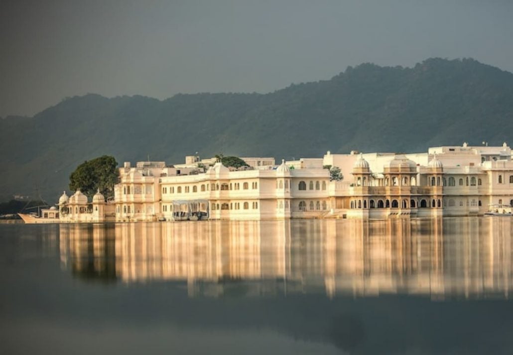 Taj Lake Palace | CuddlyNest Travel Blog Unusual hotels around the world - Taj Lake Palace