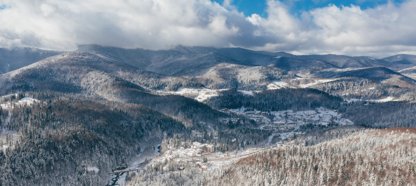 Amazing Winter Hiking Spots in Smoky Mountains Tennessee