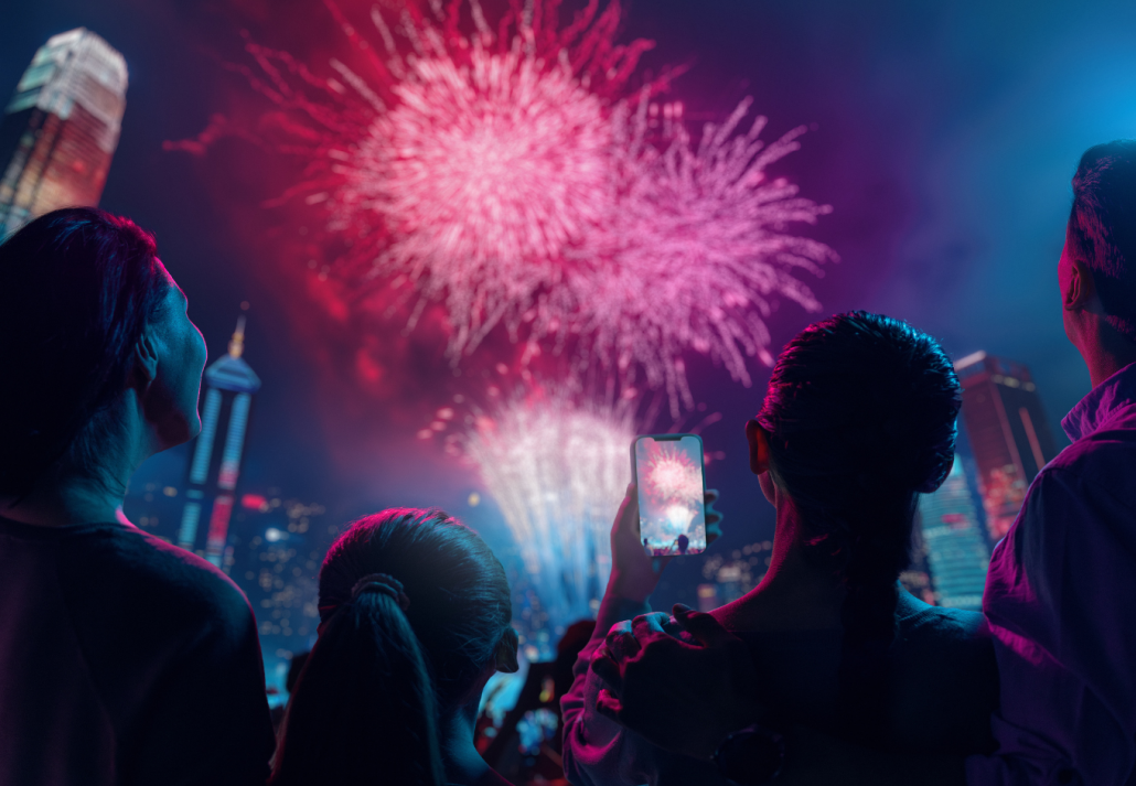 Spectators enjoying the Navy Pier Fireworks, Chicago